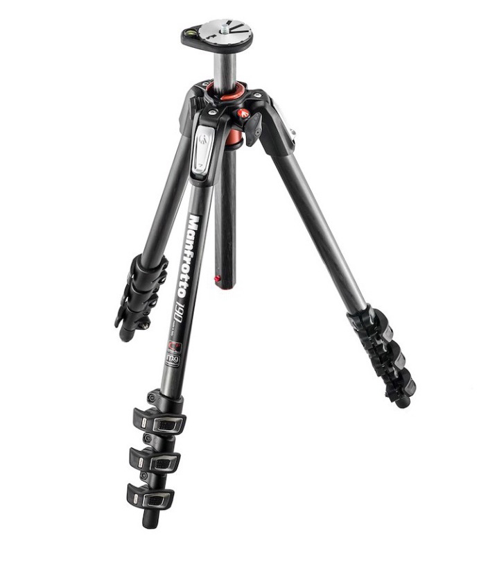 Manfrotto MT190CXPRO4 Carbon Fiber Tripod ขาตั้งกล้องคาร์บอนไฟเบอร์ กางราบ แกนกลางถ่ายมุมสูงได้ ราคา 17900 บาท