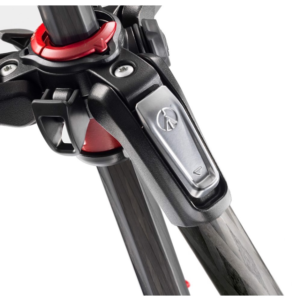 Manfrotto MT190CXPRO4 Carbon Fiber Tripod ขาตั้งกล้องคาร์บอนไฟเบอร์ กางราบ แกนกลางถ่ายมุมสูงได้ ราคา 17900 บาท