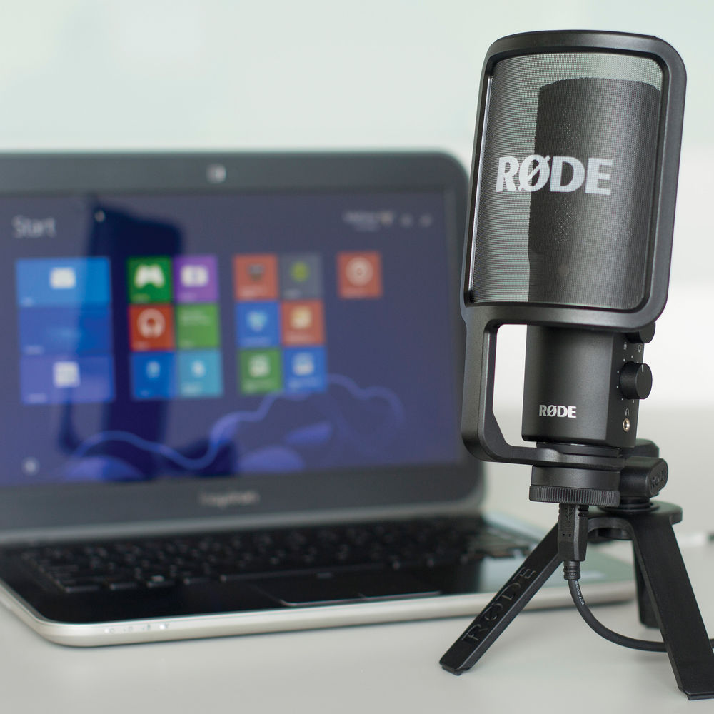 Rode NT-USB USB Microphone ไมโครโฟนแบบ USB รูุปแบบการรับเสียงแบบ Cardioid ความละเอียด 16-bit / 48 kHz พร้อมช่องหููฟังในตัว ปรับบาลานซ์ระหว่างเสียงไมค์กับคอมพิวเตอร์ได้ ต่อ USB เข้าคอมพิวเตอร์ ราคา 6700 บาท