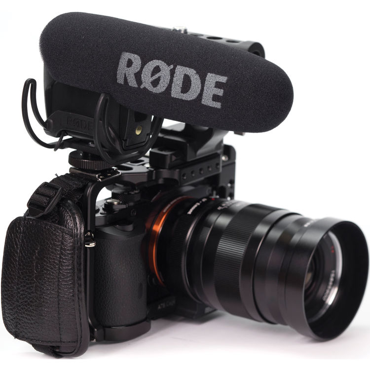 RODE VideoMic Pro Microphone ไมค์ติดกล้องแบบคอนเดนเซอร์ พร้อมกันสั่น และ hi-pass filter ราคา 8160 บาท