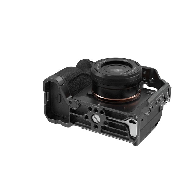 SmallRig Full Cage for Sony Alpha 7 IV/Alpha 7S III/Alpha 1/Alpha 7R IV 3667 ชุดริกกล้อง Sony A7 IV / A7SIII / A7RIV ราคา 2350 บาท